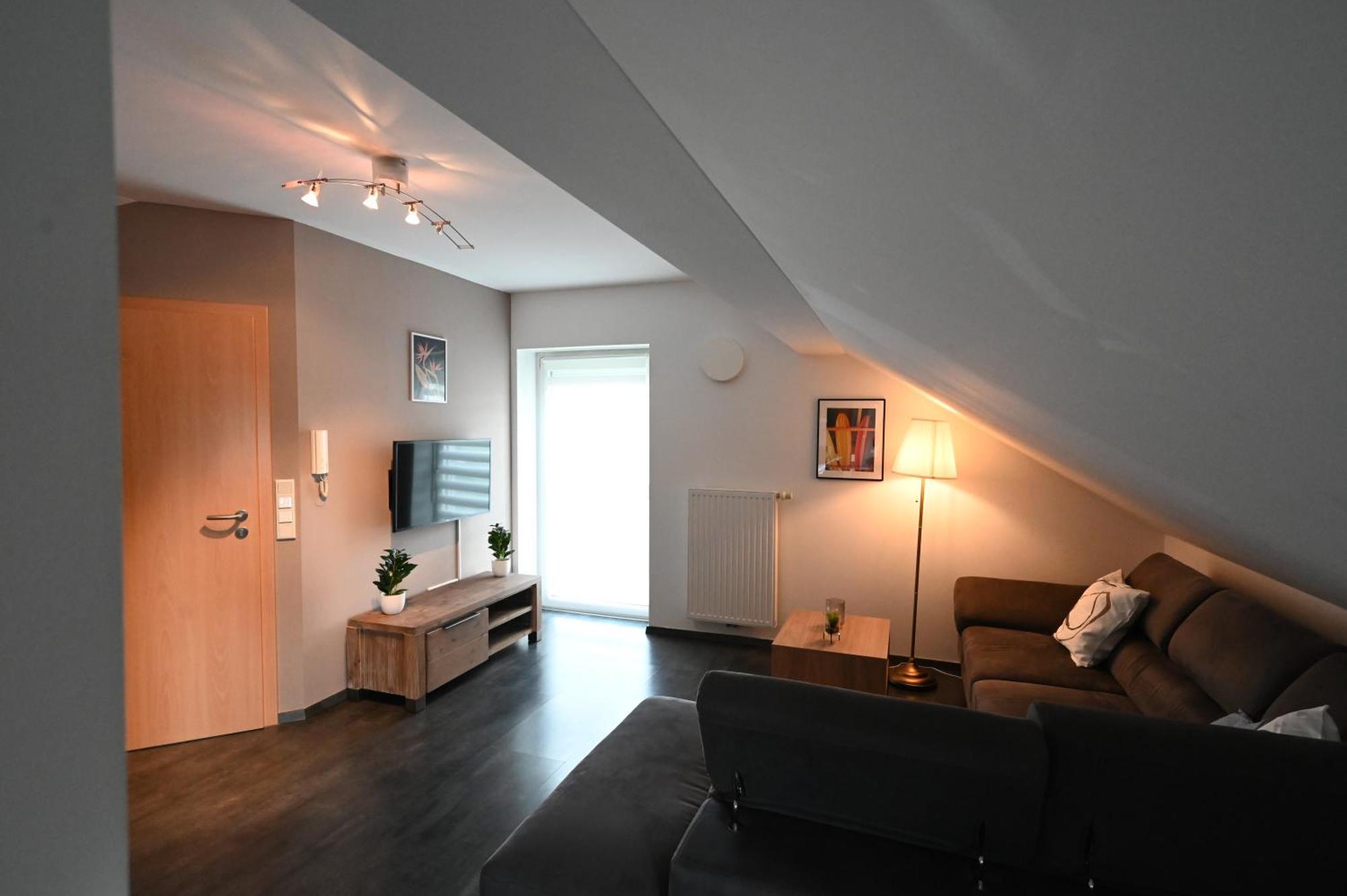 Koestlbach Apart I Ferienwohnung Bis 3 & 6 Personen I Nuernberg I Neumarkt I Messe I Natur I Kueche I Parken I Waschmaschine I Garten Postbauer-Heng Bagian luar foto